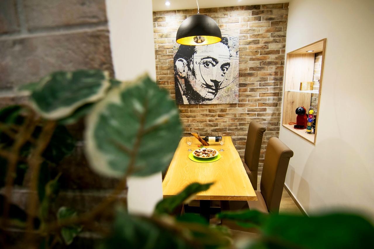 Cosmopolitan Apartment Белград Екстериор снимка