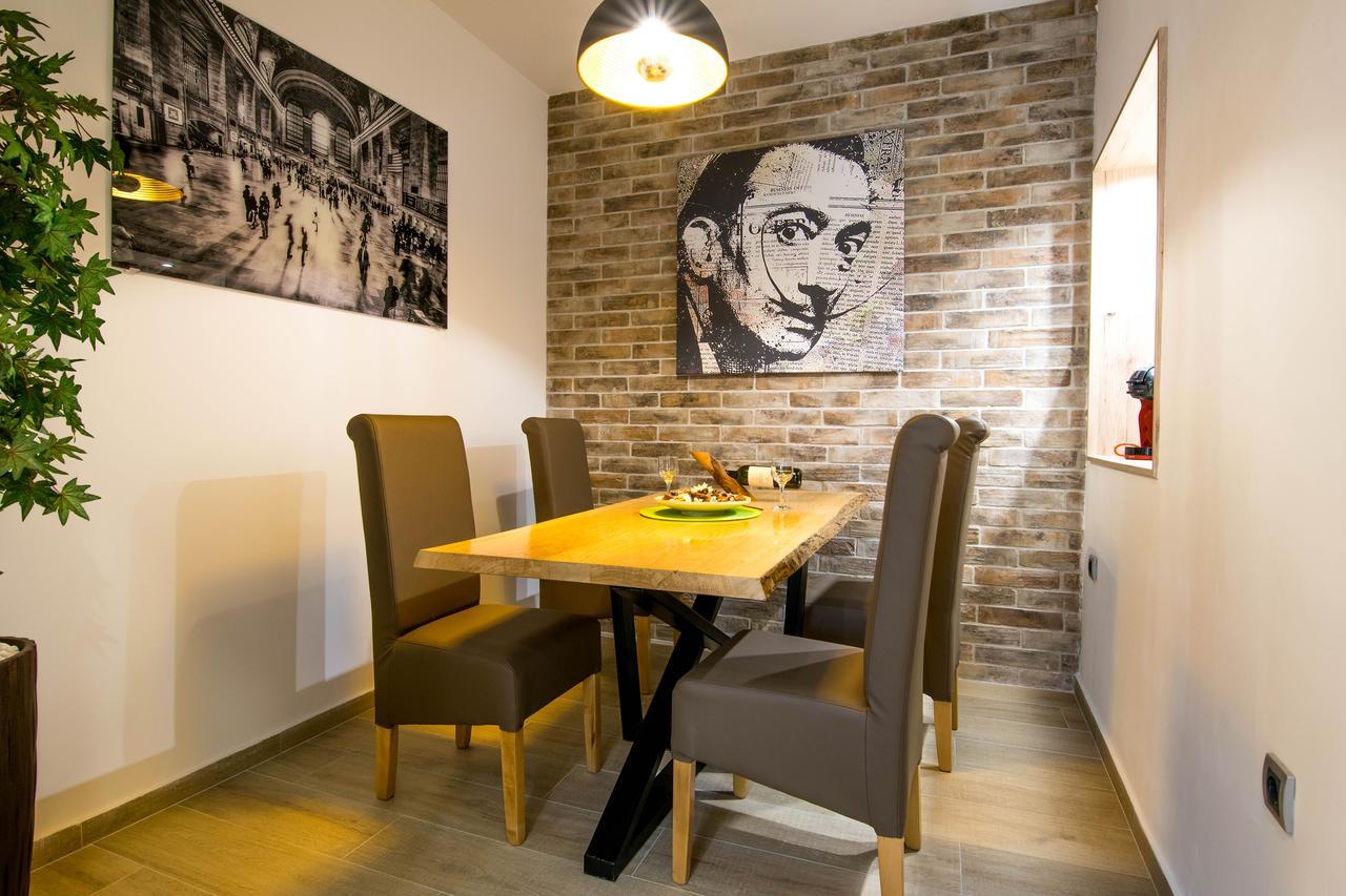 Cosmopolitan Apartment Белград Екстериор снимка