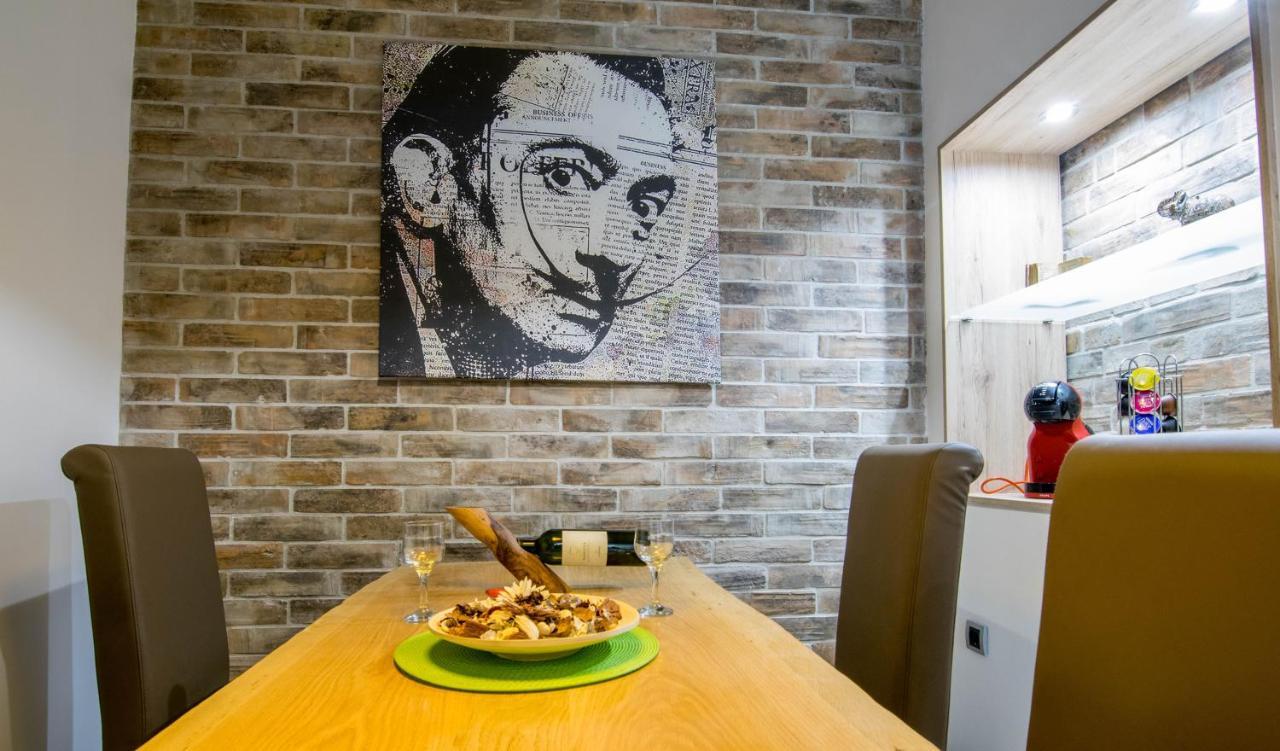 Cosmopolitan Apartment Белград Екстериор снимка